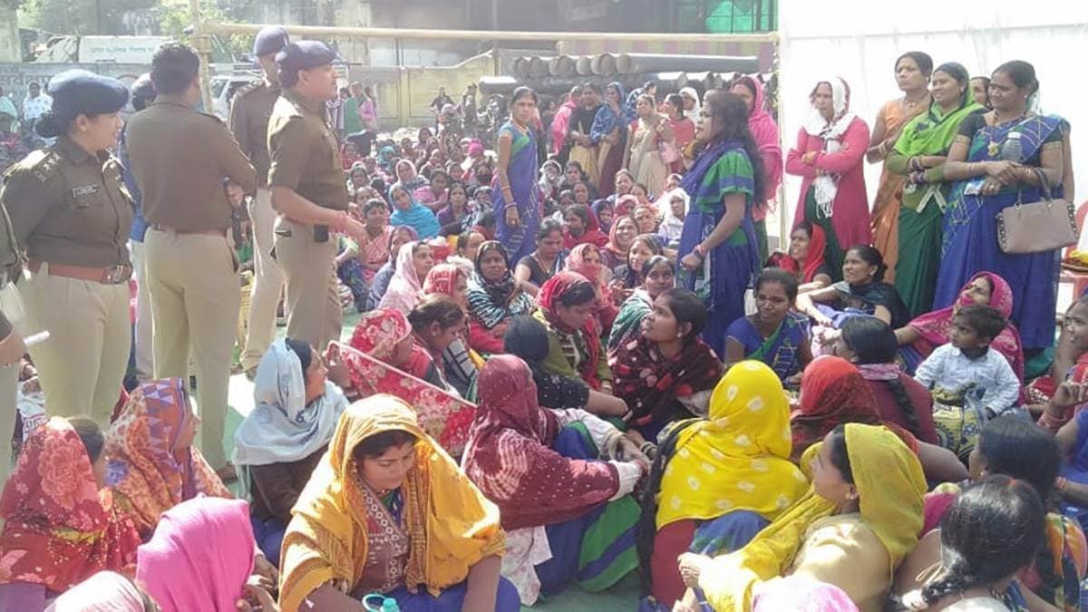 बिना अनुमति धरना व रैली करने वाले छह गिरफ्तार