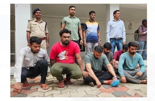 ऑनलाइन सट्टा एप्प Reddy Anna Book के 6 आरोपी चढ़े दुर्ग पुलिस के हत्थे ,देखे पूरी खबर ?