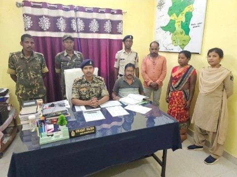 Murder case: पूर्व प्रेमी की हत्या, आरोपी पति–पत्नी को थाना कोरंधा पुलिस ने गिरफ्तार कर भेजा जेल । पढ़े पूरी खटना