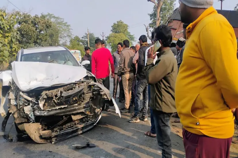 accident News : विधायक की कार एक्सीडेंट ट्रक ने मारी टक्टर विधायक के साथ उनकी पत्नी की हालत गंभीर। पढ़े पूरी ख़बर