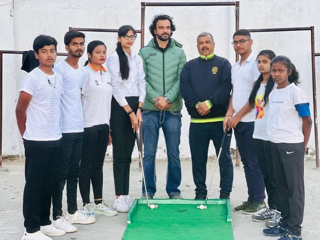 मिनी गोल्फ राष्ट्रीय स्पर्धा में सरगुजा की बेटी शिवानी वह उनकी टीम लेगी भाग