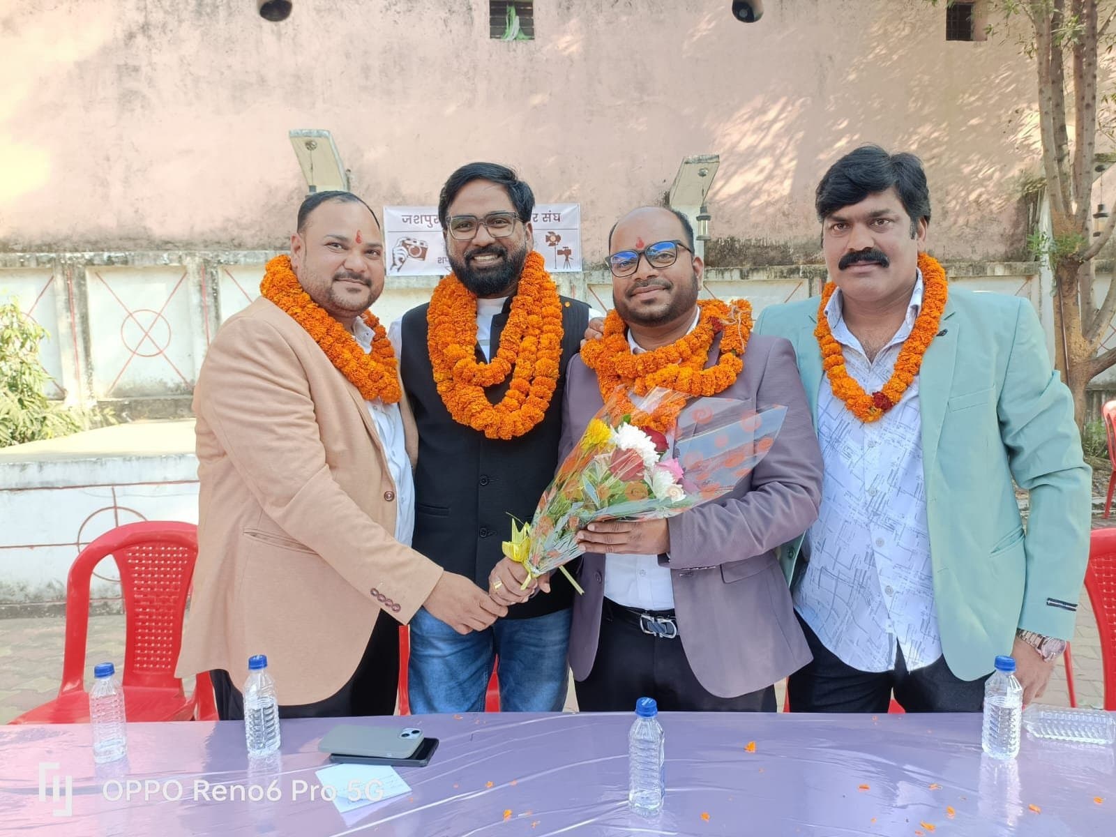 Jashpur News : पत्थलगांव में जशपुर जिला फोटोग्राफर संघ की अहम बैठक संपन्न, रघु बेहरा बने नए अध्यक्ष