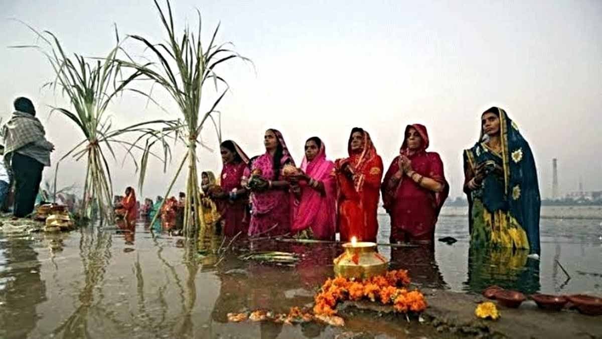 Chhath Puja: खुद ‘परवैतिन’ के मुंह से बोलती हैं छठ मैया, आशीर्वाद कभी खाली नहीं जाता…