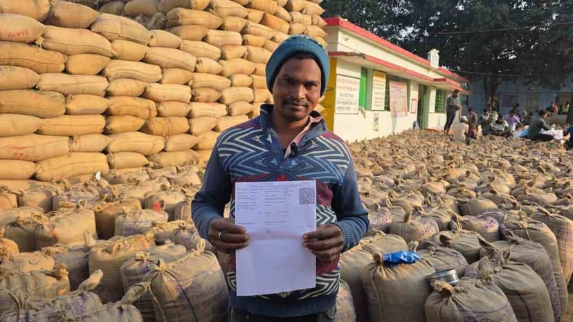 धान उपार्जन केन्द्रों में किसानों को मिल रही है सुविधाकृषक रामाधीन सिंह ने की खरीदी व्यवस्था की सराहना
