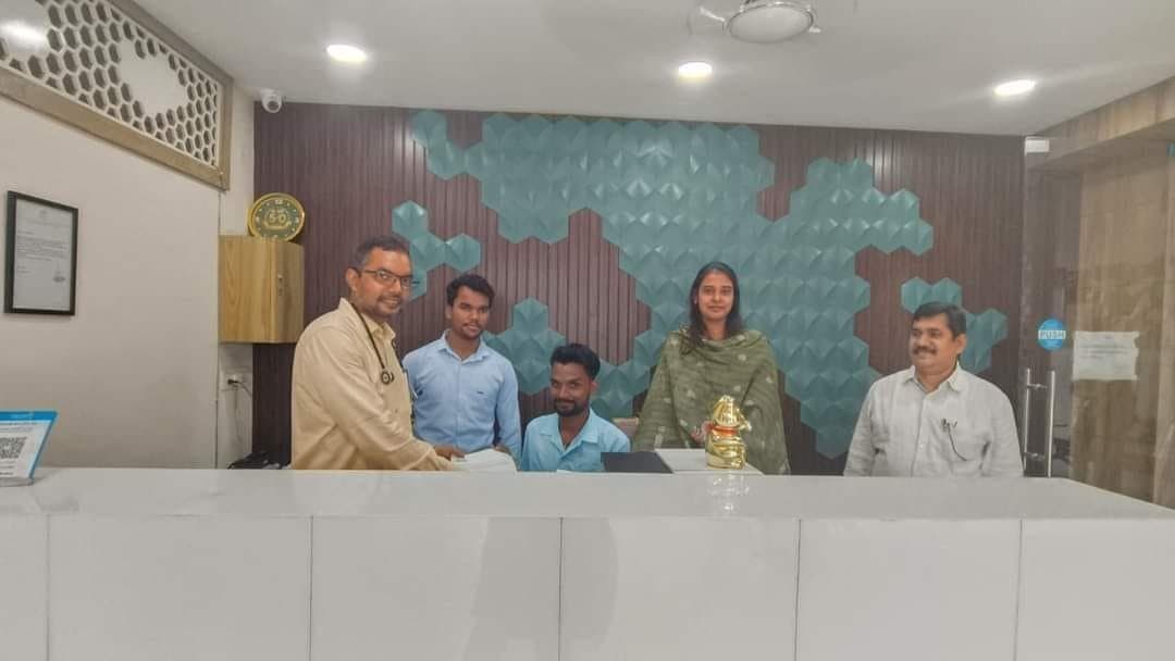 मुख्यमंत्री विष्णुदेव साय के निर्देश पर आयोजित मेगा प्लेसमेंट कैंप में हजारों युवाओं को मिला रोजगार,, दिव्यांग सनी कुर्रे को भी मिली नौकरी, सपने होंगे पूरे